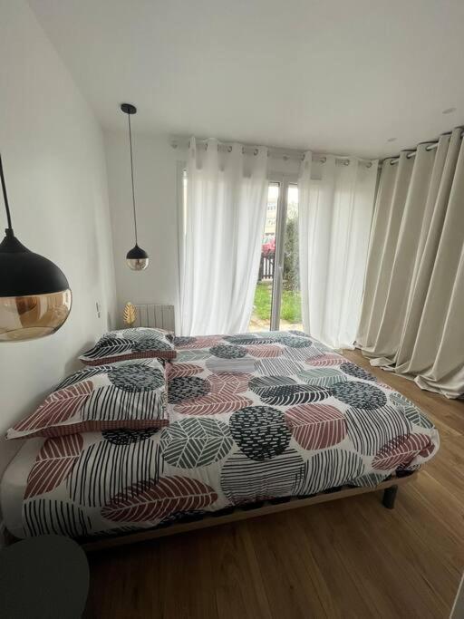 Superbe Appartement Moderne En Rez-De-Chaussee Ozoir-la-Ferrière Exterior foto